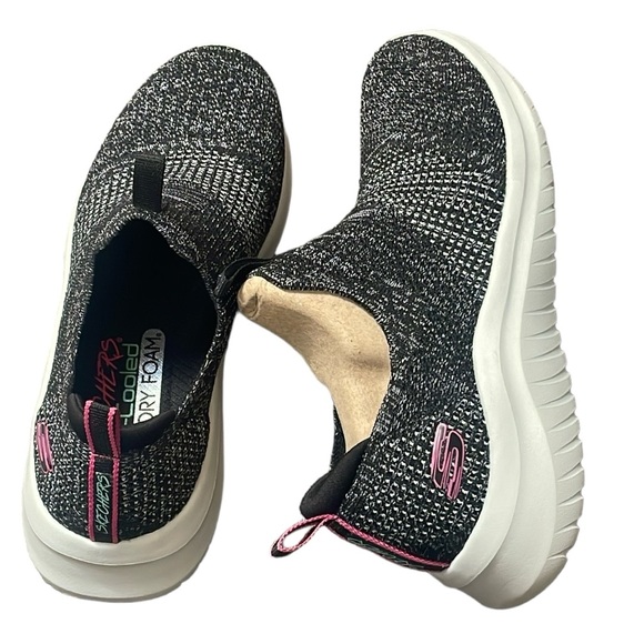 Skechers - Women’s Slip On Shoes - Picture 5 of 7